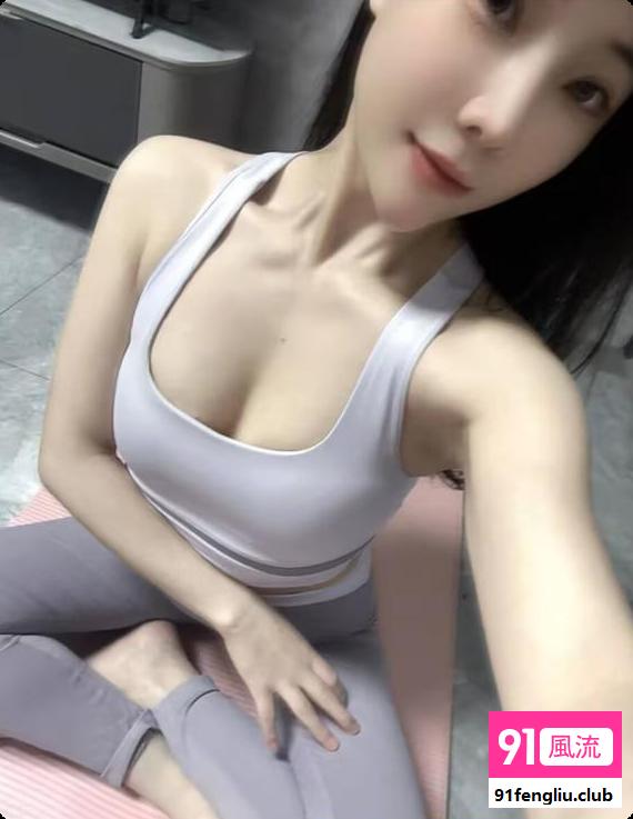 南山练瑜伽亦菲